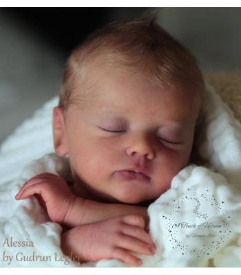 ALESSIA by GUDRUN LEGLER